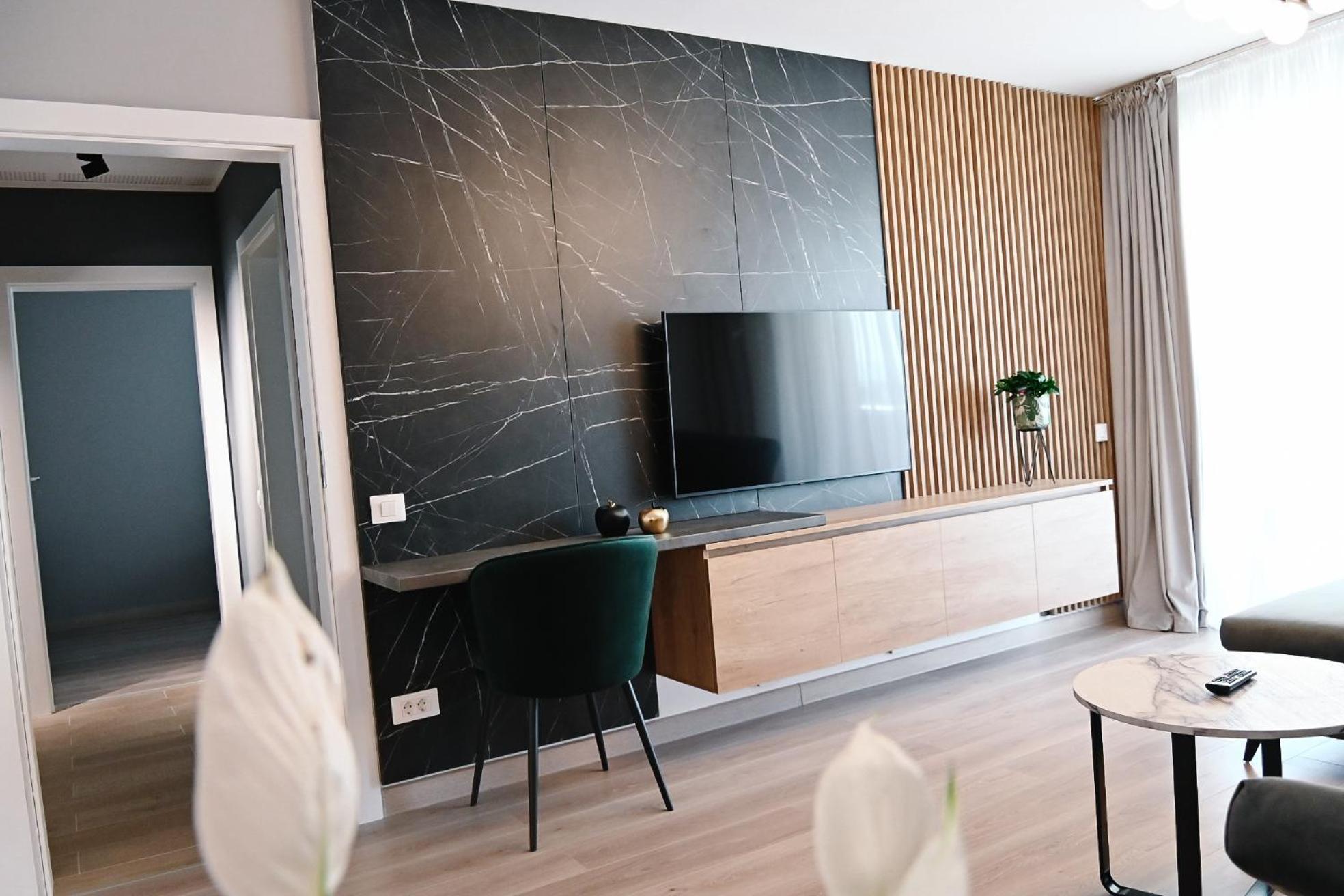 Urban Plaza - Aparthotel Braşov Eksteriør bilde